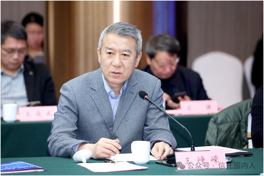 带领昆仑信托信托扭亏为盈	，他回归银行拟任行长！
