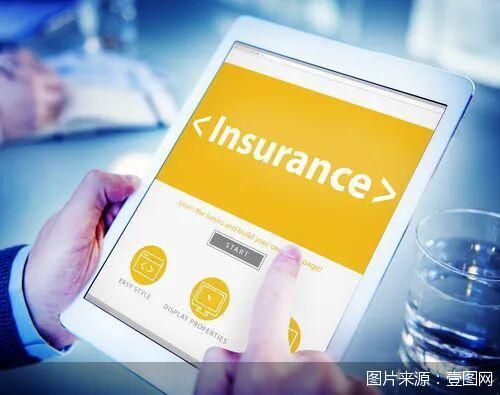 保障到位才能挥桨！龙舟竞渡如何拴牢水上“保险”绳？
